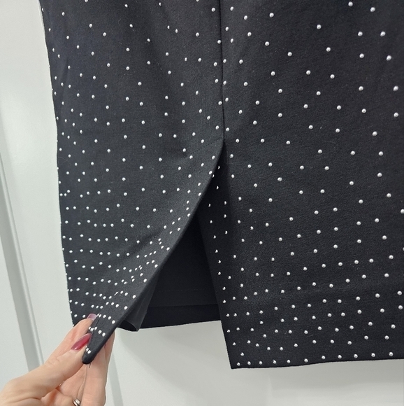 White House Black Market Black Silver Studded Pointe Pencil Skirt Size 8 - Picture 7 of 7